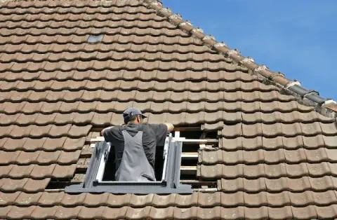 Pose de velux - Saint-Laurent-de-Cuves
